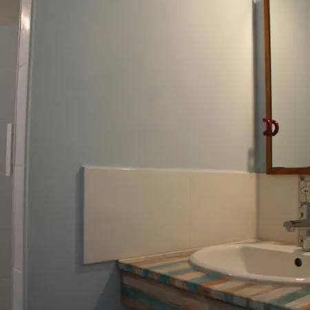 Helianthe לינה וארוחת בוקר אודנאז'